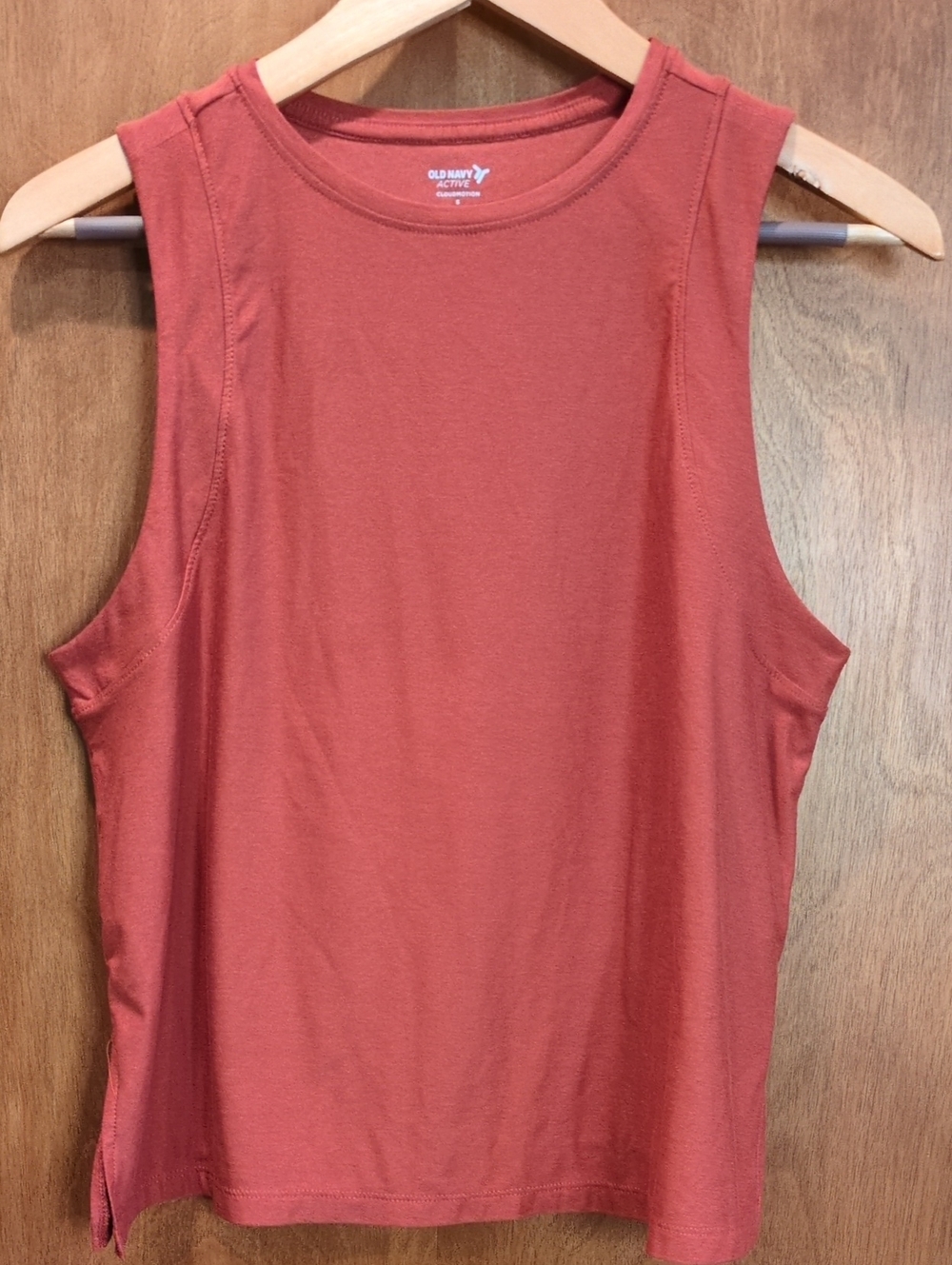 Bundle (3) Old Navy Cloud Soft And Cloud Motion Go Dry Tank Tops Size S - Picture 6 of 9